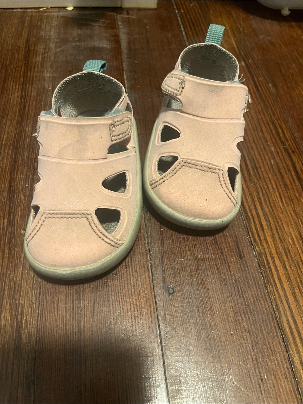 Kids Closed-Toe Light Pink Sandals with Mint Heel Tab